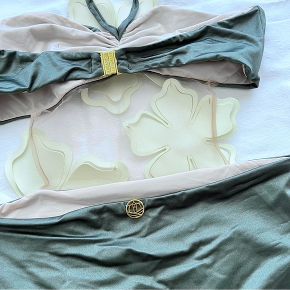 Bahia Maria Emily One-Piece Swimsuit Size Large - Picture 5 of 12